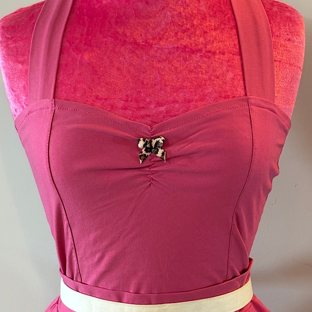 Purfect Pink Top.Ultra Pretty.Soft Quality Fabric.Chic Small Leopard Bow Detail.